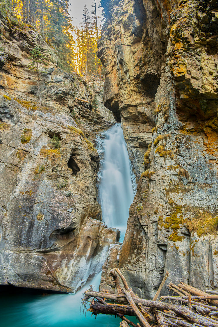 Sunrise at Johnston Canyon