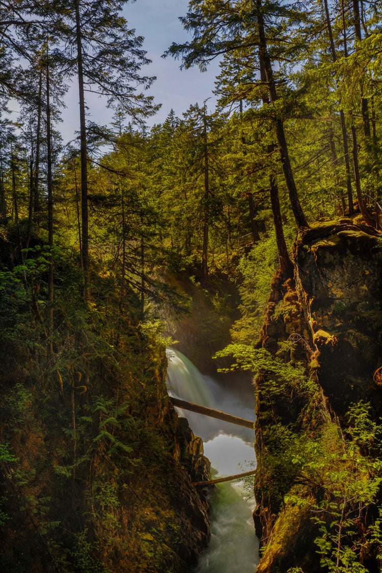 island waterfall 2